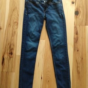 Levis demi curve low rise skinny jean size 26